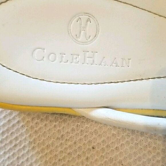 LADIES Designer Sandals by 𝅺COLE HANN - Picture 2 of 7